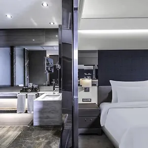 Deluxe Double Room Garden View